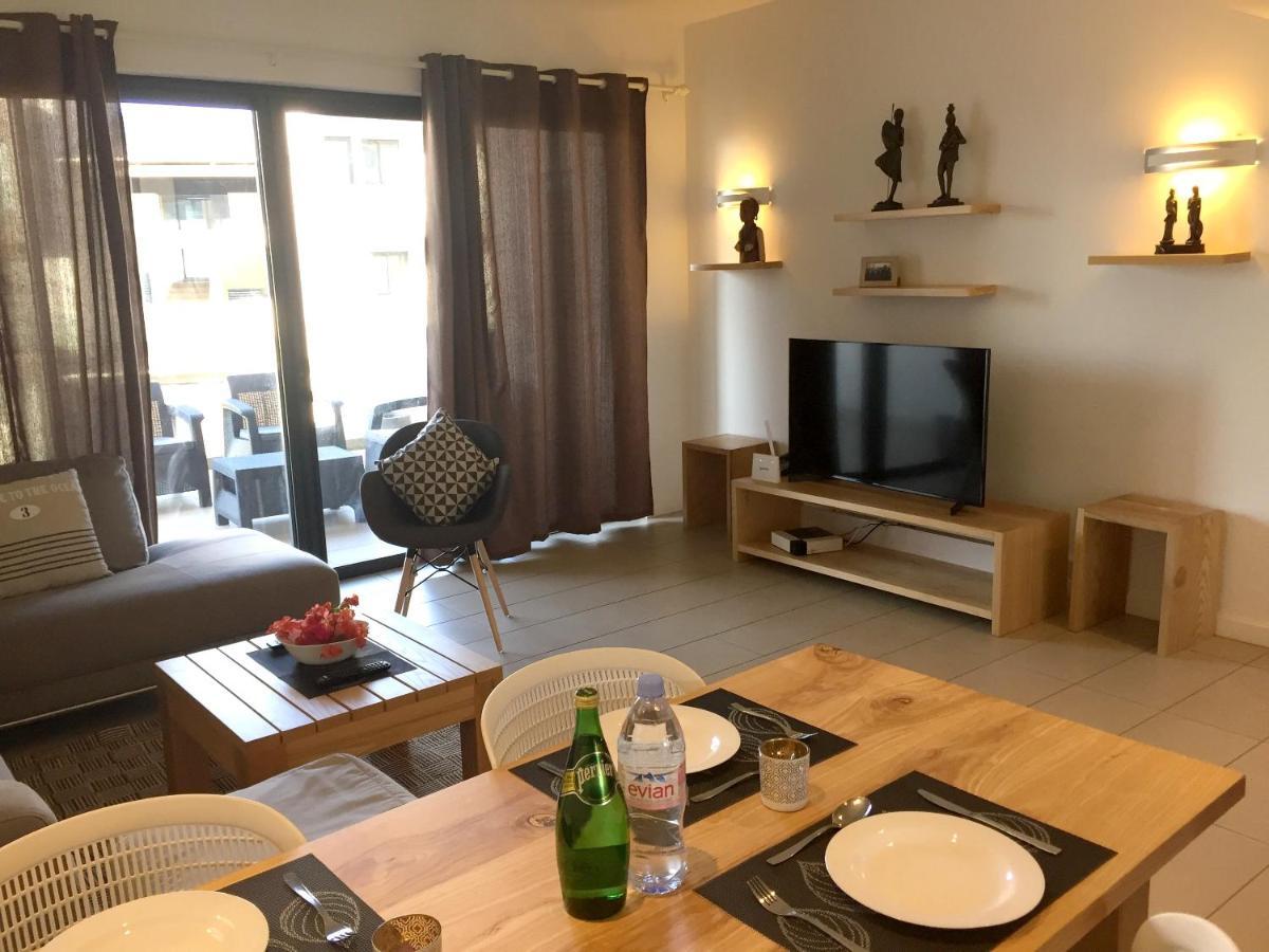 Apartment With 3 Bedrooms In Roches Noires, With Wonderful Sea View, Shared Pool, Terrace Riviere du Rempart Экстерьер фото