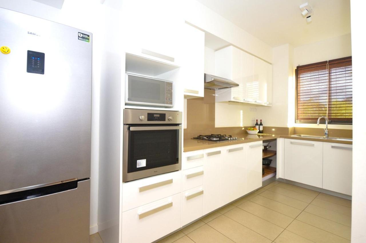 Apartment With 3 Bedrooms In Roches Noires, With Wonderful Sea View, Shared Pool, Terrace Riviere du Rempart Экстерьер фото
